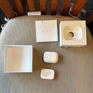 Apple AirPods Pro 2 Wireless Earbuds